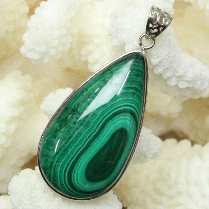 【天然石 ペンダントトップ 大粒】マラカイト ペンダント Malachite 孔雀石 マラカイト ペンダントトップ ネックレス Pendant マラカイトペンダ...