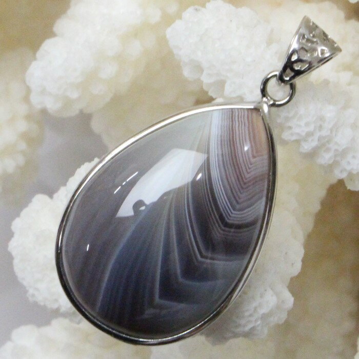 【レア 1点物】瑪瑙 ペンダント めのう アゲート メノウ agate 瑪瑙 ネックレス ペンダントトップ 魔除け グッズ 厄除け 最強 瑪瑙ペンダント 天然石...