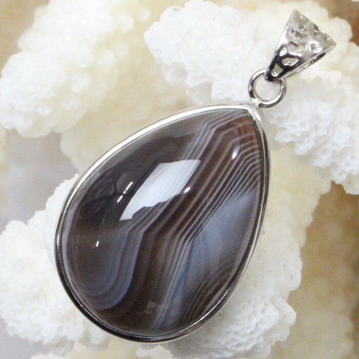 瑪瑙 ペンダント メノウ めのう アゲート agate 瑪瑙 ネックレス ペンダントトップ 魔除け グッズ 厄除け 聖石 最強 瑪瑙ペンダント 天然石 ネックレ...