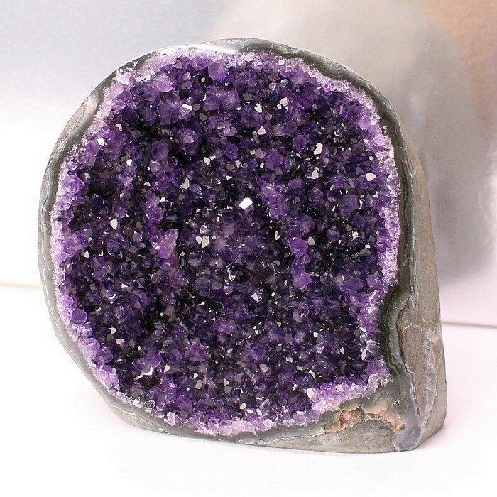 【濃紫が美しいウルグアイ産】アメジスト クラスター ウルグアイ Amethyst 紫水晶 アメジスト 原石 石 クラスター 置物 浄化 鉱石 アメジストドーム ...