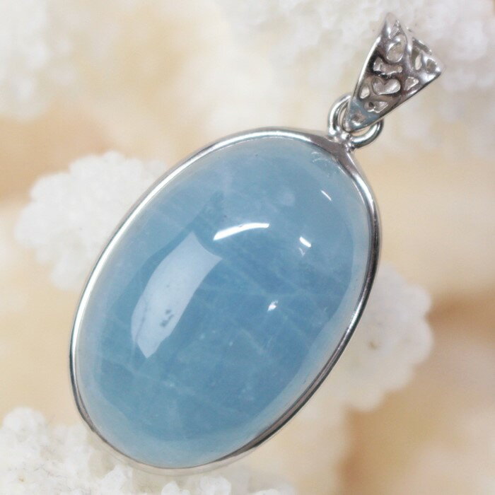 パワーストーン ペンダント 【淡く輝くブルーが綺麗 一点物】アクアマリン ペンダント Aquamarine 緑柱石 アクアマリン ネックレス ペンダントトップ ぺんだんと Pendant アクアマリンペンダント パワーストーン ネックレス 天然石 メンズ レディース 人気 アクアマリン