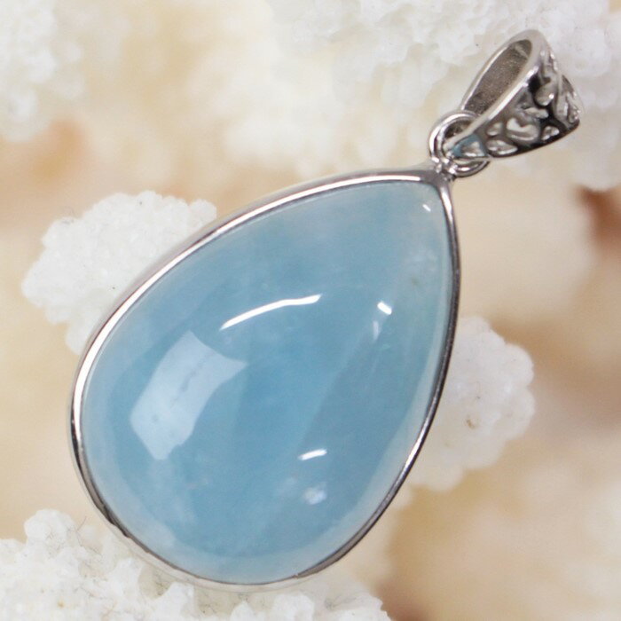 パワーストーン ペンダント 【淡く輝くブルーが綺麗 一点物】アクアマリン ペンダント 緑柱石 Aquamarine ミルキーアクア アクアマリン ネックレス ペンダントトップ ぺんだんと Pendant アクアマリンペンダント メンズ レディース 一点物 パワーストーン アクアマリン