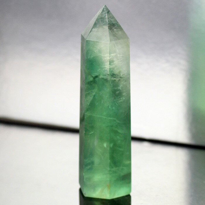 【ブラジル産 高品質 一点物】フローライト ポイント 蛍石 Fluorite 緑 フローライト 原石 置物 石 鉱石 鉱物 クラスター 柱 ポイント フローライトポイント パワーストーン 原石 天然石 メンズ レディース 人気 フローライト