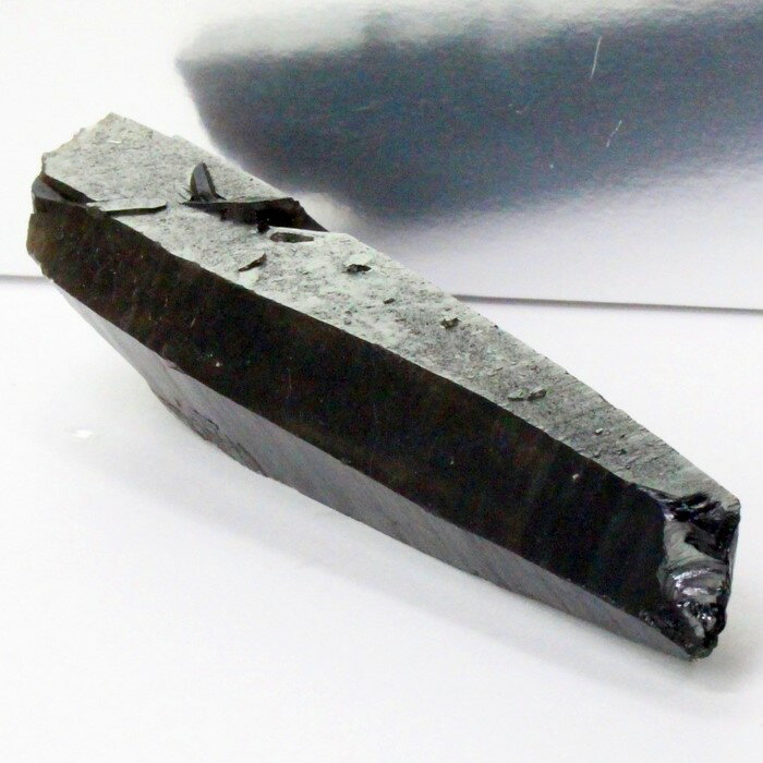 【厳選品質 一点物】モリオン 原石 魔除け お守り 厄除け 邪気払い 浄化 黒水晶 クラスター 原石 鉱石 鉱物 石 置物 モリオン原石 天然石 原石 人気 お...