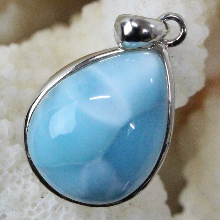 ラリマー ペンダント Larimar 曹灰針石 Pectolite ペクトライト ラリマー ペンダントトップ ネックレス ぺんだんと Pendant ラリマーペンダント パワーストーン ペンダントトップ 人気 おすすめ 天然石 海外直輸入価格 ラリマー