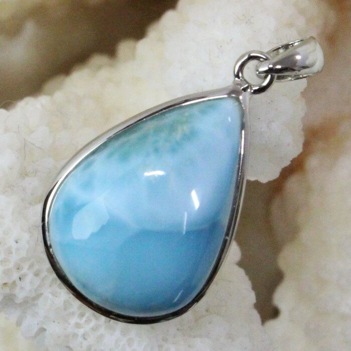 ラリマー ペンダント Larimar 曹灰針石 ペクトライト ラリマー ペンダントトップ Necklace ネックレス ラリマーペンダント パワーストーン ネックレス 人気 おすすめ 天然石 海外直輸入価格 ラリマー