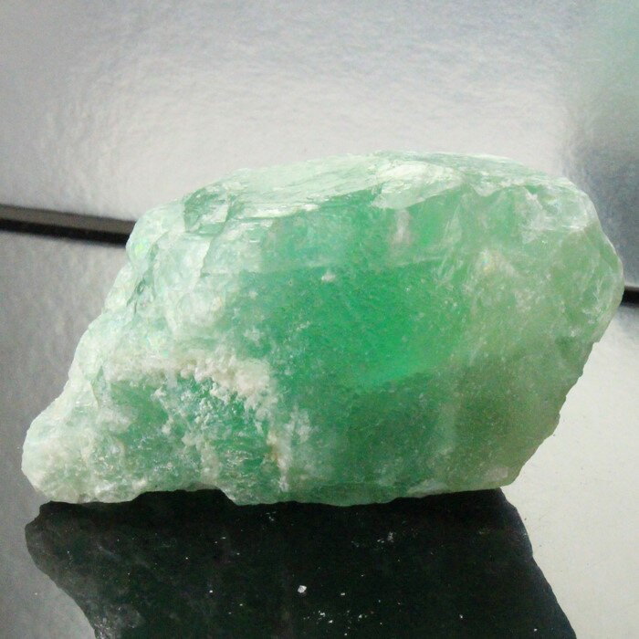 【発色がきれい 高品質 一点物】フローライト 原石 蛍石 Fluorite 緑 フローライト クラスター 置物 開運 幸運 天然石 フローライト原石 パワーストーン フローライト 人気 おすすめ 天然石 海外直輸入価格 フローライト