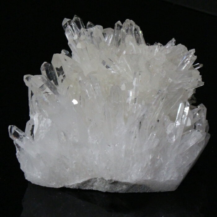 水晶 クラスター Crystal クリスタル 水晶 クラスター 鉱石 置物 浄化 原石 水晶クラスター 天然石 クラスター 人気 おすすめ パワーストーン 一点...