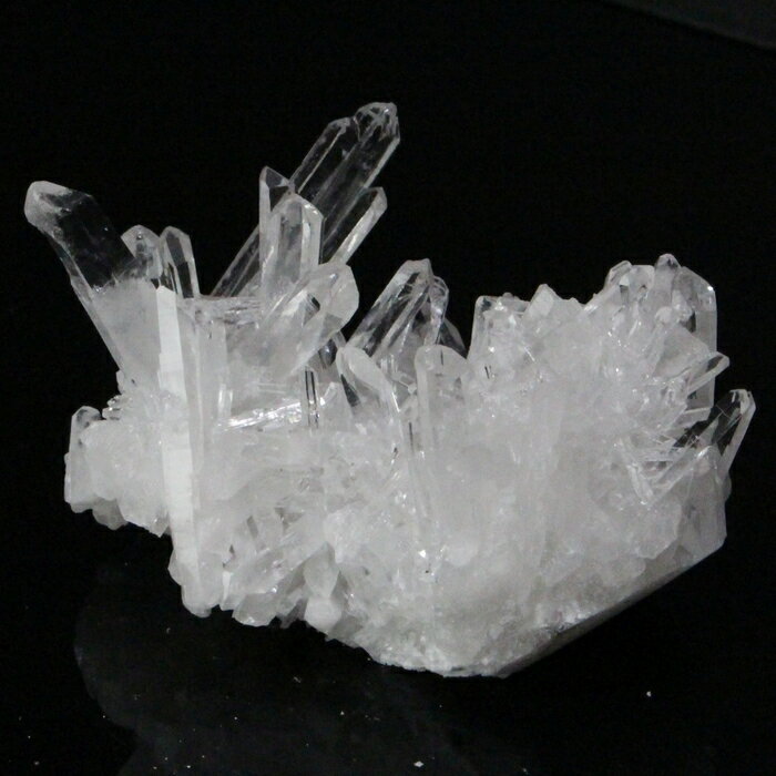 【一級品の輝き 厳選一点物】水晶 クラスター クォーツ 水晶 原石 浄化用水晶 天然水晶 鉱石 置物 浄化 クラスター 水晶クラスター パワーストーン 原石 天...