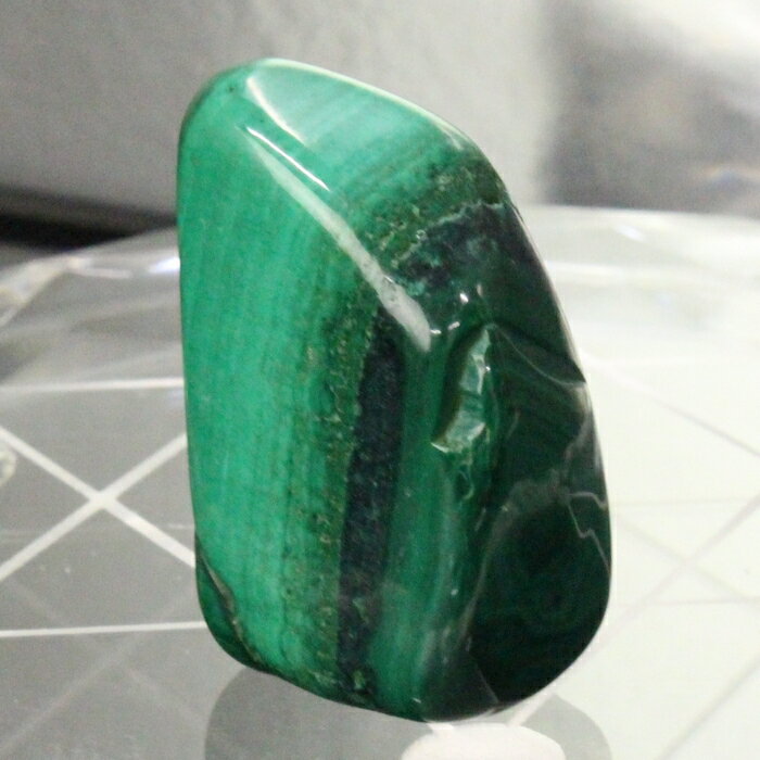 【厳選品質 一点物】マラカイト 原石 孔雀石 Malachite マラカイト タンブル お守り 魔除け 磨き原石 お守り石 厄除け【巾着袋付き】 マラカイト原石...