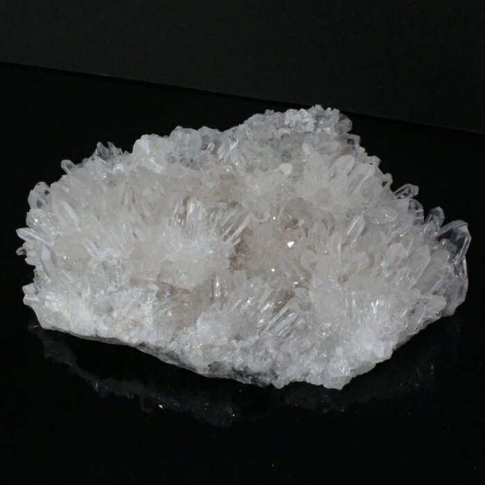 【透明感抜群 一点物】【ビックサイズ 大きい サイズ】水晶 クラスター クリスタル クォーツ 水晶 原石 鉱石 鉱物 浄化用水晶 天然水晶 置物 浄化 クラスタ...