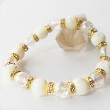 パワーストーンブレスレット 子宝 安産 祈願 出産 出産祝い マザーオブパール 水晶 クリスタル 白 ホワイト レディース 女性 幸せ 友人 娘 妻 彼女 かわ...