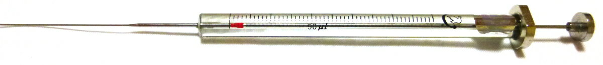 【商品の仕様】 容量：50μl 針の種類：鋭角針 針の交換はスペアパーツを販売していない関係上出来ません 医療用ではありません。医療行為では使えません。 ガスクロ・液クロ等機械注入用マイクロシリンジ 鋭角針 50μlです。 研究・実験用とし...