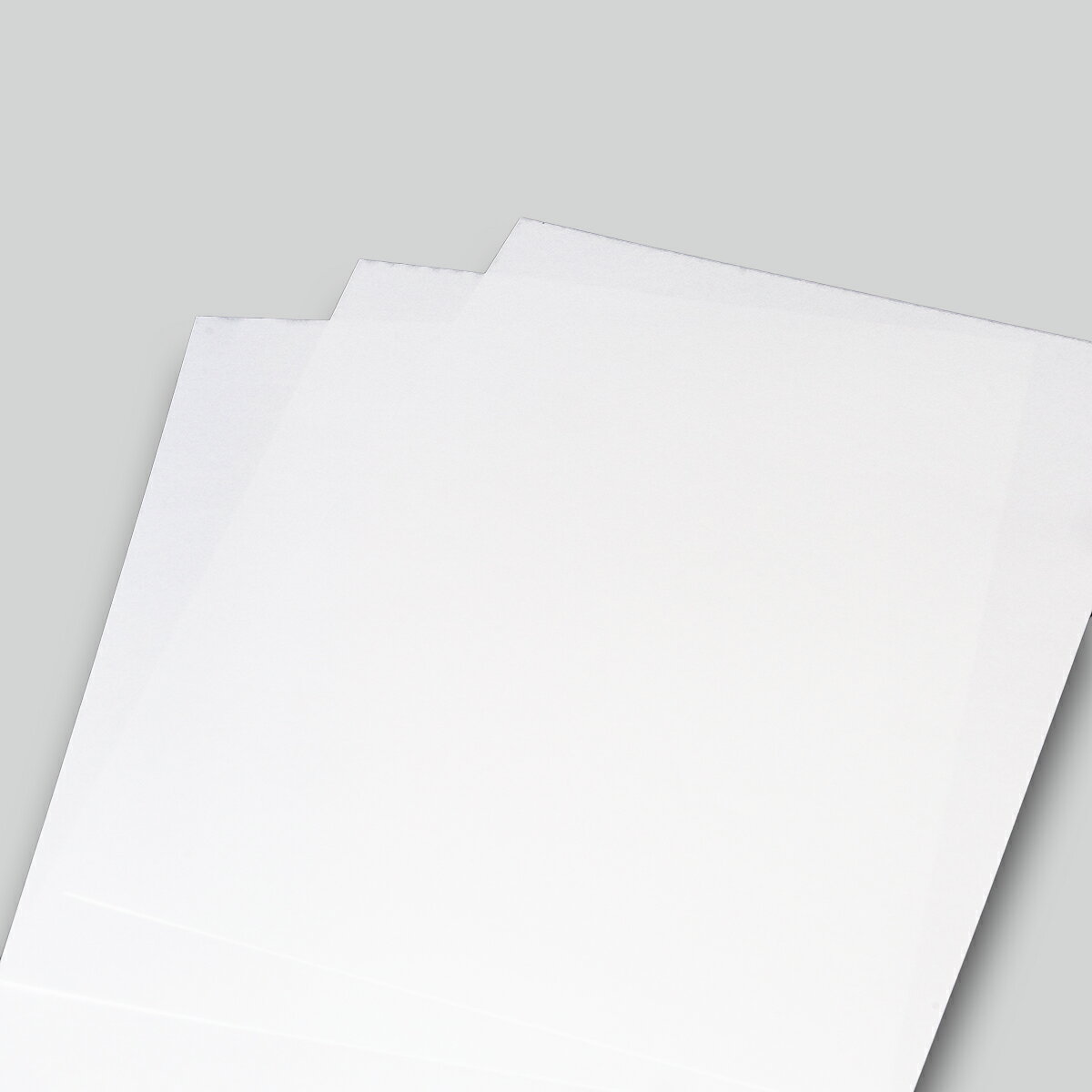 商品情報紙の色白紙の厚み0.12mm厚　コピー用紙3枚分ぐらいの厚みです。注意撮影の具合やモニターの発色の具合により色合いが実物と異なります。ご了承の上ご購入ください。Aプラン ピュアホワイト 68.5kgA4サイズ　150枚1セット ソフトな肌合いと淡い白で、使いやすくリーズナブルな非塗工高級印刷用紙です。幅広い用途にご使用いただけます。 5
