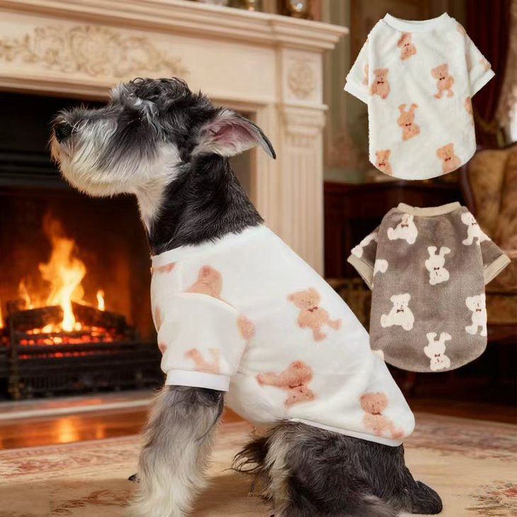商品紹介動物モチーフをあしらった犬服です。ホワイト系とブラウン系の色合いで、普段の装いに合わせやすいデザインです。スペックサイズXS：首回り 20cm / 胸回り 30cm / 背丈 18cm S：首回り 24cm / 胸回り 35cm / 背丈 23cm M：首回り 28cm / 胸回り 40cm / 背丈 28cm L：首回り 32cm / 胸回り 45cm / 背丈 34cm XL：首回り 36cm / 胸回り 50cm / 背丈 39cm XXL：首回り 40cm / 胸回り 55cm / 背丈 43cm※海外生産・手作業採寸のため、±1〜3cmの誤差が生じる場合があります。 注意事項【注意事項】・海外製品につき、サイズや色味に若干の個体差がある場合がございます。・手作業による採寸のため、多少の誤差はご了承ください。・輸入時期や製造ロットにより、同じ柄でも色味やサイズに違いが生じる場合がございます。・モニターや撮影環境により、実際の商品との色味が異なる場合がございます。・海外製品につき、日本製品より縫製が甘い、若干の汚れ等ある場合がございます。・ご注文後、在庫切れや入荷遅延が生じることがございますので、余裕をもってご注文ください。・使用時の破損や事故等につきましては責任を負いかねます。・輸入品の為、輸送の際に生じるキズ・汚れ・箱潰れがある場合がございますが新品です。・サイズ・重量は、多少の誤差が生じる場合がございます。・あくまで画像はイメージですので、商品改良の為パッケージや一部仕様が少し変更になる場合もございます。・お使いのブラウザや設定により、画像と実際の商品との若干の色の違いが生じる場合がございます。・海外製品につき、糸のほつれ・ゆがみ・縫製の甘さ等がございます。ご理解の上、ご購入をお願いいたします。