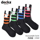 ｜【ネコポス可】decka -quality socks- Heavyweight Socks / Stripes 3rd Collection デカ ストライプ ソックス ( ボーダー 靴下 ) ブランドdecka 商品名 Heavyweight Socks | Stripes / 3rd Collection FABRIC(素材) 95% Cotton | 4% Polyester | 1% Polyurethane　/内容量：1PAIR COUNTRY(国) MADE IN JAPAN 商品説明 靴下を一流の脇役と捉え、限られた製造背景の中で質の高いベーシックで靴下らしい靴下を提案する「decka/デカ」。 服と靴が主役、靴下は脇役とし、服とのバランスを大切に靴下づくりを行っているブランドです。 「decka」のソックスは、通常のリブソックスの5足分程の糸を使い、旧式織機で織り上げたシンプルで贅沢な一足。 服や靴との調和を考えられた、絶妙な丈とカラーを取りそろえた上質なベーシックソックスです。 今作は、日本に数台しかない希少な編機で定番をボーダーに作り替えたローゲージソックス『decka -quality socks- Heavyweight Socks / Stripes』。 以外とありそうでない肉感のあるボーダーの靴下です。 締付が少なく、履き心地の良さはそのままに、新しい可能性を提案する。 長く愛用いただける丈夫さも持ちつつ、一度、履くと虜になる、履き心地も併せ持った最高も靴下になりますので、是非この機会をお見逃しなく。 サイズ詳細 ※注意 [Men] Size: 25.0-28.0cm / Length: 16.0cm [Women] Size: 21.5-24.5cm / Length: 15.0cm