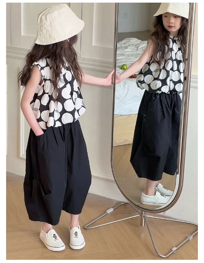 「スーパーSALE期間半額」韓国子供服 女の子 夏服 セットアップ キッズ キッズ 上下セット 飛袖 シャツ+ワイドパンツ 2点セット レジャー かわいい 姉妹 双子 プレゼント 子ども服 夏 新品 旅行 リゾート お出かけ 120 130 140 ブラック おしゃれ 水玉柄 通学着 夏着
