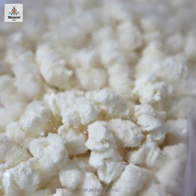 �����ꥢ����åĥ���饯���֥�(�ӥ��󥫥٥å�)500g�� �ܾ쥤���ꥢ�Υ�åĥ����򡢻Ȥ��䤹���դ����ץ�ߥ�����֤� Crumble