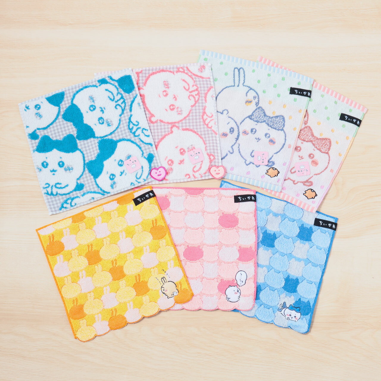 【 送料無料 】 ちいかわ グッズ うさぎ ハチワレ 可愛い chiikawa ハンカチタオル ハンカチ レディース 綿100% 女の子 ギフト プレゼント ピンク ブルー イエロー 柄付 チェック ドット 414030080 zk112