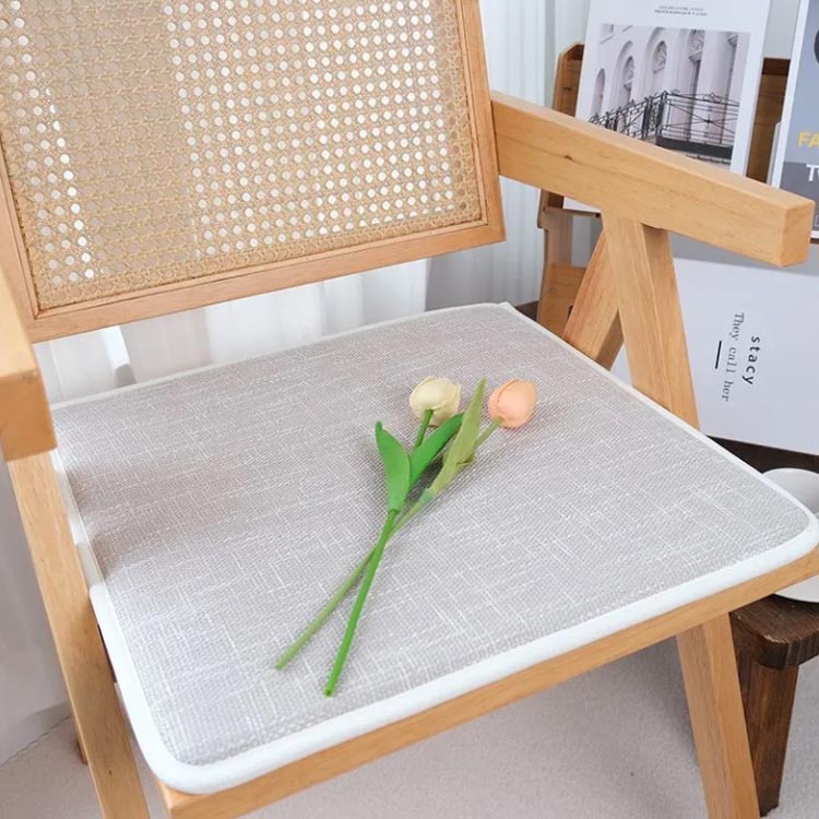 2枚セット クッション ひんやりマット 冷感 イスカバー 座布団 座面クッション 椅子パッド 接触涼感 ひんやり 蒸れない 快適 チェアカバー シートカバー 車用 クッション 椅子パッド 座席シート チェアパッド チェアクッション