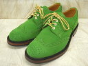 ITEM INFORMATION MODEL IM-0918 COLOR GREEN UPPER SUEDE ABOUT Made in Japanならではのハイクオリティな造りと、履き込む程に味を増すレザーマテリアル。カラフルなカラーで足元を明るく見せてくれます！ 必ずご確認ください こちらの商品は弊社在庫およびメーカー流動在庫を含む商品となります。 限りなく最新の在庫状況を反映するよう努めてさせて頂いておりますが、選択肢が〇の場合でも完売、欠品の場合が御座います。 欠品の場合につきましてはメールにてご案内させて頂きました後、弊社にてキャンセル手続きを行わせて頂きますので予めご了承ください。IMPROVE MYSELF “IMPROVE MYSELF”（インプルーブ マイセルフ）は、東京・北千住にて、主にメンズのレザーシューズ・レザーブーツを手がけるブランド。シブヤ製靴さんの自社ブランドで、オリジナルにこだわったアイテムを取り揃えています。 ブランド名である“IMPROVE MYSELF”には、定番と呼ばれる様々な靴に新しいプラスの考えを取り入れ、新たな定番となる事の願いをテーマに、ものづくりの追求を通じて自分たち自身も向上させていきたいという思いが込められています。