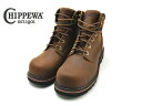 商品詳細 ブランド CHIPPEWA / チペワ CHIPPEWA(チペワ)とは、1901年創業のアメリカの老舗ブーツブランド。 ネーミングは「ネイティブアメリカン(チペワ族)居住区のウィスコンシン州チペワ・フォールで最初のブーツが製造されたこと」にちなむ。 周辺地域は当時、製紙業が盛んで、多くの森林伐採作業員たちがブーツを求めていたのである。 以来、CHIPPEWAは米国を代表するワークブーツとエンジニアブーツのブランドとして長い歴史を刻んできた。 モデル SADOR 6" WATERPROOF COMP TOE 73221 アメリカンスピリットを頑に貫くシューメーカー「CHIPPEWA チペワ」。 シンプルでミニマムな飽きのこない洗練されたデザイン、レザーの丈夫さ・柔らかさ・独特のムラ感を残した色合いのなんとも良い存在感、 グッドイヤー製法のコバの風合ある仕上がり、ビプラムソールの安心感、ドレッシーな雰囲気と見事な仕上がり具合です。 熟練された職人の手から生み出される堅牢かつ細やかで美しい作りの良さ・時代性に左右されない端正なフォルムは長年履き続けられる一足です。 マテリアル アッパー：フルグレインレザー カラー：タン/HEAVY DUTY TAN ワイズ表記： Dワイズ 製法：グッドイヤー・ウェルト製法 英国人"グッドイヤー"が発明した靴製造法。 機械を使った製法としてはもっとも古く手間のかかるため 高級靴にのみ使用されている製法。 アッパーとミッドソールをウェルトと呼ばれる 細い革とともに縫い合わせるところが最大の特徴。 型崩れがしにくく歩きやすいのがこの製法の魅力です。 生産国：ベトナム 大きめの作りとなります。 普段お使いのスニーカーのサイズより0.5〜1.0cmサイズダウンをご注文されることをおすすめします。 ※USサイズで作られている為、cm表記は当店独自の目安となります。 個体差やお好みの履き方・スタイルにもよります為、あくまで参考程度にお考えください。 CHIPPEWA / チペワの商品一覧はコチラ ご注意 ご購入前に必ずお読み下さい。 ご注意 ※海外輸入品のため、靴箱に破損がある場合もございます。 ※天然皮革を使用していますので、左右で異なる質感や、シワやキズがある場合があります。 これらは不良品ではなく、革製品特有のものとなりますのであらかじめご了承いただくようお願いいたします。 上記内容としてご返品、交換をご希望の場合はお客様事由として対応させて頂きます。 予めご了承ください。 必ずご確認ください こちらの商品は弊社在庫およびメーカー流動在庫を含む商品となります。 限りなく最新の在庫状況を反映するよう努めてさせて頂いておりますが、選択肢が〇の場合でも完売、欠品の場合が御座います。 欠品の場合につきましてはメールにてご案内させて頂きました後、弊社にてキャンセル手続きを行わせて頂きますので予めご了承ください。 チペワ 6インチ プレミアム ウォータープルーフ CHIPPEWA SADOR 6 WATERPROOF COMP TOE 73221 タン ワークブーツ メンズチペワ 6インチ プレミアム ウォータープルーフ CHIPPEWA SADOR 6 WATERPROOF COMP TOE 73221 タン ワークブーツ メンズ