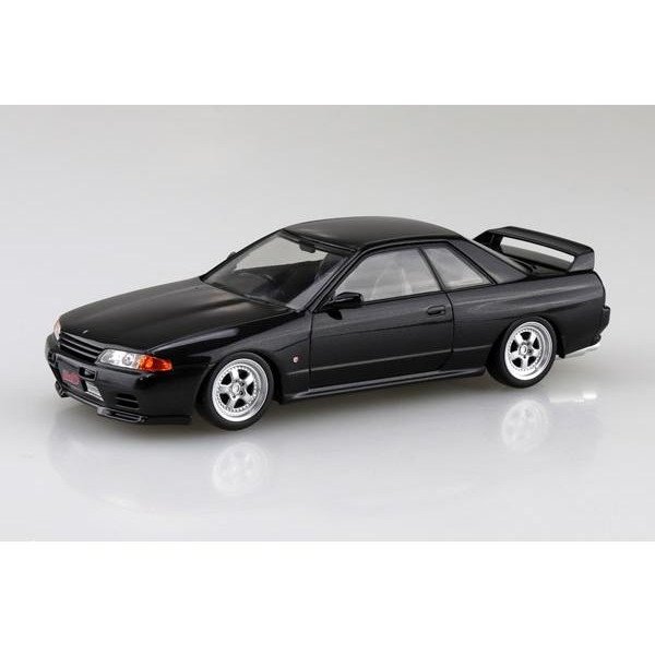 商品説明★ 妙義ナイトキッズのリーダー中里 毅のR32 GT-Rが仲間入り。・NISMOバンパー・リップスポイラー・17インチホイール・17インチタイヤ・スポーツマフラー・ステアリングパーツ・パーツ点数26パーツのお手軽モデル・ローダウン仕様にも組み立て可能★ 楽プラ スナップキットとは・塗装不要:ボディ色をプラスチック材料の着色で再現する事により、塗装不要となりました。ツヤツヤのボディも見どころです。・接着剤不要:はめ込み式を採用する事で接着剤が不要となりました。・お手頃価格:キットの簡略化と1/32スケールとする事でお手頃価格を実現しました。スペック* スケール:1/32