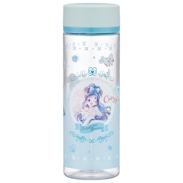 商品説明★ 軽くてスタイリッシュなブローボトル。★ 中身が見えるクリアボディ。★ フタを開けてすぐ飲めるダイレクトタイプ。★ スリット付きの飲み口でフレーバーウォーターが楽しめます。※食洗機・乾燥機は使用しないでください。※70度以上の飲料・炭酸は入れないでください。※本製品に保温・保冷効果はございません。※ご使用の際はパッケージの説明書きをよくお読みください。※掲載画像はあくまでイメージです。実際の商品とは色・柄等が異なる場合がございます。何卒ご了承ください。スペック* サイズ：径6×高18.5cm* 材質…・本体：飽和ポリエステル樹脂・フタ：ポリプロピレン・熱可塑性エラストマー・飲み口フタ：ポリプロピレン・フタパッキン：シリコーンゴム* 容量：400ml