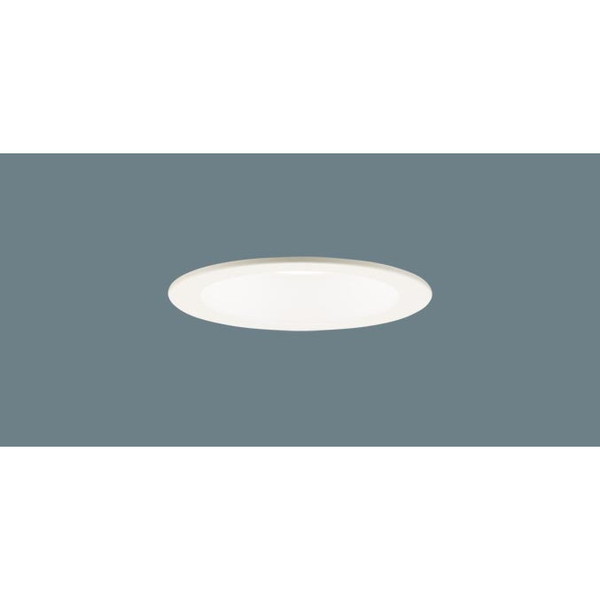 スペック* 光源…　・LED(昼白色タイプ)　・色温度：5000 K　・光源寿命40000時間(光束維持率70%)* 寸法・質量…　・埋込穴径：φ100 mm　・埋込高：80 mm* 器具光束:500 lm* 電圧:100 V* 消費電力:4.5 W* 消費効率:111.1 lm/W* アルミ枠 ホワイトつや消し* Ra83 適合リニューアルプレート LGK02010 適合リニューアルプレート LGK02011* 集光タイプ(ビーム角24度)* 60形ダイクール電球1灯器具相当* 55度までの傾斜天井に取付可能* 入力電流(100V時):0.1 A※ 調光操作不可※ 配光については斜天井対応となっていません。※ 施工時、埋込高さは80mm必要となります。※ 直下近接限度10cm