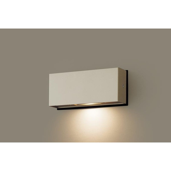 PANASONIC LGW46151LE1 [壁直付型 LED(電球色) 表札灯 拡散タイプ 防雨型 白熱電球...
