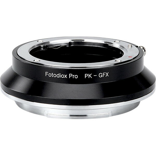 商品説明★ PK-GFXは、ペンタックスKマウントレンズを富士フイルムGマウントカメラ(GFX100、GFX50Rなど)に装着するためのマウント変換アダプターです。スペック* 対応レンズマウント:ペンタックスK※ペンタックス「DA」シリーズ(絞りリングのない)レンズには使用できません。* 対応カメラマウント:富士フイルムGFX、Gマウント規格* 質量:約150g※ご使用時にはカメラの「メニュー」-「レンズなしレリーズ」を「ON」にしてください。※カメラの機種により「レンズなしレリーズ」の設定階層が違う場合がございます。各カメラの取扱説明書をご覧になり設定を行ってください。※必ずしもすべてのレンズに互換性を保証するものではありません。レンズの個体差、経年変化や損傷による形状の変化等、状態によっては使用できない可能性があります。レンズの装着につきましては、お客様ご自身の判断でご使用いただきますようお願いいたします。
