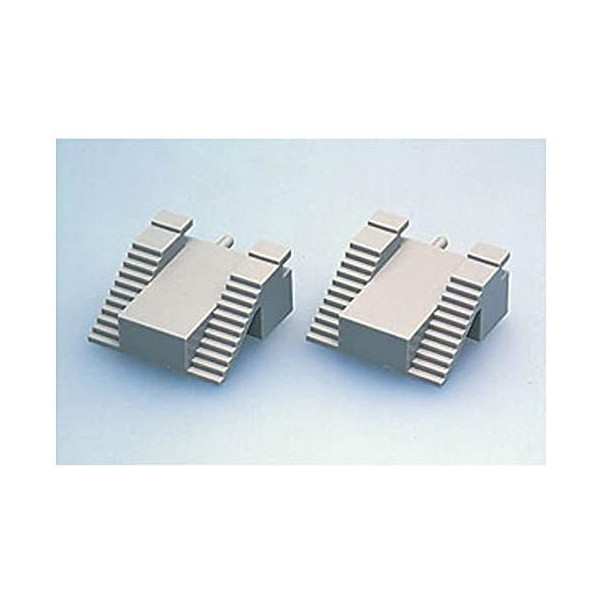 【ベストショップ受賞!エントリーでポイントUP】 トミーテック 3020 ステップ(2個入)