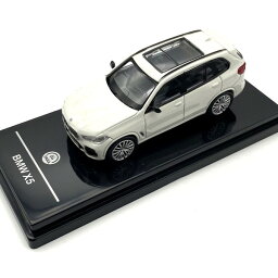 パラゴン BMW X5 G05 ホワイト RHD 1/64