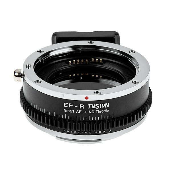 商品説明★ Fotodiox（フォトディオックス）EF-CRF-FSN-NDT は、キヤノンEFマウントレンズをキヤノンRFマウントのカメラでAF動作させる電子マウントアダプターです。可変式NDフィルター（ND4-256）内蔵で、手元の操作のみで減光量を変えられるため、フィルターの着脱やピント合わせの手間を省くことができます。また、任意の濃度に調整することで、被写界深度維持にも役立ちます。★ キヤノンEFマウントレンズの電子コントロール(絞り制御、AF撮影、手振れ補正)が可能(EF-S規格のレンズにも装着可能)★ 可変式NDフィルター搭載、調整リングでND4〜ND256相当の濃度調整が可能(※)★ NDフィルター調整リングは、フォローフォーカスアクセサリーに対応★ 「顔検出」「瞳AF」に対応★ 撮影した画像の焦点距離、露出などの情報はExifデータとして記録※撮影条件や使用レンズにより、部分的に色むらが発生する場合があります。スペック* 対応レンズマウント：キヤノンEF(EF-Sタイプも装着可能)* 対応カメラマウント：キヤノンRF* 質量：約205g【注意事項】・NDフィルターの影響により、画質が低下する場合があります。・経年によってフィルターの色味や濃度が変化する場合があります。・メーカーの違いにより、レンズの装着感(固い、緩い、若干のあそび等)が異なる場合があります。・すべての互換レンズの取り付け、または すべての撮影機能の動作を保証するものではありません。・通電時のアダプターやレンズの取り外しは故障の原因となりますのでおやめ下さい。・本品を質量が1300gを超えるレンズに装着して使用する場合、カメラ本体とレンズの両方を支えながらご使用ください。カメラだけを持ったり、カメラストラップを使用した撮影は、マウント部の変形や破損の原因となりますのでおやめください。・三脚座付き望遠レンズを装着し、三脚を使用して撮影する場合は、マウントアダプターの三脚座ではなく、レンズ側の三脚座でお取り付けください。・本製品をカメラに装着している時はカメラの電源がオフであっても常にカメラ本体のバッテリーを消耗します。長時間の持ち 運び 保管などはカメラ本体から取り外すことをおすすめいたします。・CPU信号接点、レンズ信号接点は汚さないようにご注意ください。・マウントアダプターを水にぬらすと、部品がサビつくなどして故障の原因になりますのでご注意ください。・高温になる場所に置かないでください。極端に温度が高い環境では、変形のおそれがあります。・万が一使用中にフリーズしたときには、一旦電源を切り、その後アダプターとレンズを取り外した状態で暫くお待ちいただき、再度アダプターとレンズを取り付けて電源を入れ直してみて下さい。・生産ロットによりデザインが写真と若干異なる場合があります