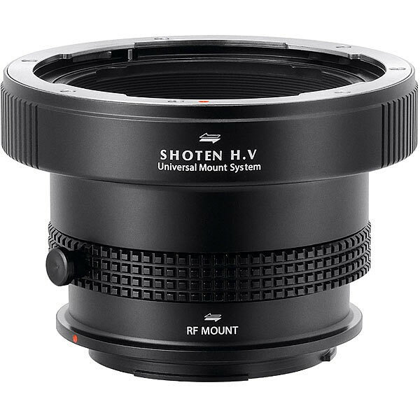 商品説明★ SHOTEN(ショウテン)UMSシリーズ「HV-CR-U」は、ハッセルブラッドVマウントレンズをキヤノンRFマウントのカメラで使用するためのマウントアダプターです。★ マウントパーツを交換することで、各メーカーのミラーレス機に装着可能★ マウントパーツを接続する中間マウント(Uマウント)部は、ガタつきなく高い剛性感で接続可能。★ アダプター内部は艶消し塗装を施し、内面反射を大幅に抑制★ レンズ側に高耐久・高剛性のステンレス製マウントパーツを採用し、高い精度で取り付け可能★ 三脚座付き(アルカスイス互換規格)スペック* 対応レンズマウント: ハッセルブラッドV* 対応カメラマウント: キヤノンRF* 素材: ステンレス、アルミ* 質量: 約265g ※ご使用時にはカメラの「メニュー」-「レンズなしレリーズ」を「ON」にしてください。 ※カメラの機種により「レンズなしレリーズ」の設定階層が違う場合がございます。各カメラの取扱説明書をご覧になり設定を行ってください。 ※注意事項: 必ずしもすべての互換性を保証するものではありません。 レンズの個体差、経年変化や損傷による形状の変化等、状態によっては使用できない場合があります。レンズの装着につきましては、お客様ご自身の責任でご使用ください。 生産ロットによりマウントアダプターの仕様・デザインが写真と異なる場合があります。