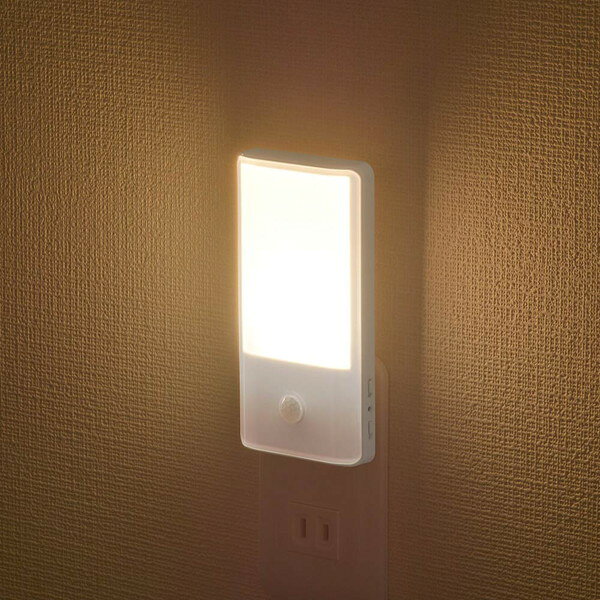 NIT-ALA6JY-WL オーム電機 LEDナイトライト 明暗人感センサー式 電球色