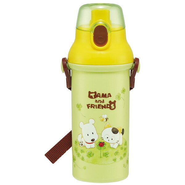 商品説明★ 食器洗い乾燥機OKのプラスチック直飲み水筒です。★ プッシュ式オープンで簡単オープン!★ 本体は氷が入れやすい広口タイプ。★ 肩にかけて持ち運べるショルダーベルト付。軽くて持ちやすい形状です。★ 名前シール入り。スペック* 商品サイズ:約横95×奥行79×高さ210mm* 容量:480ml* 材質…・キャップ:飽和ポリエステル樹脂(耐熱温度100度)・本体、フタ、ベルト:ポリプロピレン(耐熱温度120度)・パッキン:シリコーンゴム(耐熱温度140度)・バネ、ピン:ステンレス* 生産国:日本※保冷効果はございません。※熱いものは入れないで下さい。