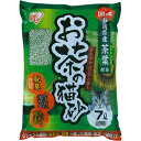 商品説明★ 静岡県産茶葉を使用した、さわやかなお茶の香りの猫砂です。(カテキン入り)★ おしっこのかかった部分だけ素早く固まり、ムダがなく経済的です。★ すぐに水に溶けるので、水洗トイレに流して処理できます。★ ペレットの表面が多孔質になっているので、おしっこの臭いを強力に吸着します。★ 材質：おから・炭酸カルシウム・木粉・茶葉スペック* 内容量：7L