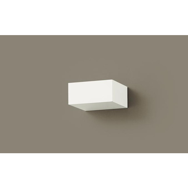 スペック[光源]* LEDフラットランプφ70(口金GX53-1)用* 壁面(上・下向き取付)専用[寸法・質量]* 幅: 110mm* 高: 50mm* 出しろ: 100mm* 質量: 0.4kg[仕様・注意事項]* 電圧: 100V* LEDフラットランプφ70(口金GX53-1)用* 壁面(上・下向き取付)専用