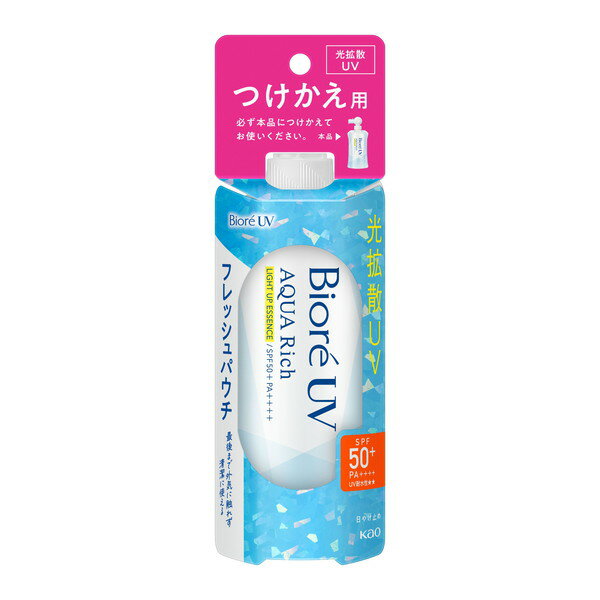 ご注文前にご確認ください※ 商品パッケージや仕様につきまして、予告なく変更されることがございます。商品説明★ 光拡散UVからパウチ型容器、最後まで外気に触れず清潔に使えるフレッシュパウチ。★ たっぷり約1.7倍(通常品70g比)。★ キャップを開けて、ボタンを押すだけ。★ するーっと全身塗りやすい。軽い力でも使いやすくて、家族みんなでシェア。★ パウチタイプで無駄なく使いきれる。★ つけかえ用もあって続けやすい。★ くすみ飛ばして、ふんわり透明感※1。★ SPF50+/PA++++/UV耐水性★★※1メイクアップ効果【フレッシュパウチのつけかえ方法】(1)キャップを閉じる。ポンプの付け根をゆるめてポンプをパウチから取り外す。逆さまに置けます。(2)つけかえ用パウチにポンプを取り付ける。※ポンプの付け根の固い部分をしっかりと持って、取り付けをしてください。(胴部を持つと、液があふれ出ることがあります。)※つけかえ時のご注意・必ず「ビオレUVアクアリッチライトアップエッセンスa(フレッシュパウチ)」のポンプをつけかえてください。・その他の製品のポンプは取り付けないでください。・つけかえ時、つけかえ前のパウチ左下の製造番号を控えておいてください。・水の混入を防ぐため、水気のない場所でつけかえてください。つけかえ時にポンプを水洗いしないでください。・使い始めは液が出るまで、ゆっくり奥まで数回カラ押ししてください。(ポンプに残った液が飛び散ることがあるので注意してください。)※ご注意[使用前]・特に肌の弱い方は使わないでください。・除毛直後や肌に傷、はれもの、湿疹等異常のあるところには使わないでください。[使用時]・肌に異常が生じていないかよく注意して使用してください。肌に合わない時、使用中に赤み、はれ、かゆみ、刺激、色抜け(白斑等)や黒ずみ等の異常が出た時、直射日光があたって同様の異常が出た時は使用を中止し、皮フ科医へ相談してください。使い続けると症状が悪化することがあります。・目に入らないように注意し、入った時は、すぐに充分洗い流してください。・衣類等につかないよう充分ご注意ください。つけた後のお肌が、衣類や車のシート等とこすれた時などは、衣類等に白く残ることがあります。・衣類等についた時は、すぐに洗剤で丁寧につまみ洗いしてください。また、ついた部分がピンク等に変色(着色)する場合がありますので、塩素系漂白剤のご使用は避けてください。・汗などをふいた後は、こまめにぬり直してください。[保管]・高温の場所、直射日光のあたる場所には置かないでください。・子供や認知症の方などの誤飲等を防ぐため、置き場所にご注意ください。※メーカーの都合により、パッケージ・仕様・成分・生産国等は予告なく変更になる場合がございます。※上記理由でのご返品はお受けできませんので、事前お問合せなどご注意のほど宜しくお願いいたします。スペック* 商品サイズ: 190.0×65.0×50.0mm(高さ×幅×奥行き)* 重量: 0.14kg* 成分: 水、メトキシケイヒ酸エチルヘキシル、エタノール、BG、酸化チタン、パルミチン酸イソプロピル、ビスエチルヘキシルオキシフェノールメトキシフェニルトリアジン、エチルヘキシルトリアゾン、ケイ酸(Na/K/Al)、ジメチコン、水添ポリイソブテン、ジエチルアミノヒドロキシベンゾイル安息香酸ヘキシル、マイカ、パルミチン酸デキストリン、水酸化Al、セタノール、トリポリヒドロキシステアリン酸ジペンタエリスリチル、ステアリン酸、(アクリレーツ/アクリル酸アルキル(C10-30))クロスポリマー、シリカ、ステアリン酸グリセリル、水酸化K、ヒドロキシエチルセルロース、(アクリル酸ヒドロキシエチル/アクリロイルジメチルタウリンNa)コポリマー、ポリソルベート60、イソヘキサデカン、ポリヒドロキシステアリン酸、トロメタミン、アルキル(C30-45)メチコン、オレフィン(C30-45)、(アクリレーツ/メタクリル酸ステアレス-20)コポリマー、EDTA-2Na、BHT、アスコルビルグルコシド、酸化スズ、ヒアルロン酸Na、フェノキシエタノール、香料【広告文責】エクスプライス株式会社 03-6631-1125【メーカー】花王【区分】日本製・化粧品