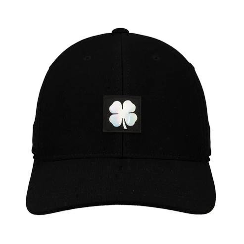 商品説明★ オーロラフォイルのブランドロゴがシンプルなキャップに爽やかな印象を与えます。★ バックポイントのLIVE LUCKYもロゴに合わせたオーロラフォイルで描かれており、統一感のあるデザインにまとまっています。スペック* サイズ:FREE* 頭周り(cm):54.0-61.0* 組成:ポリエステル100%* 原産国:バングラディシュ