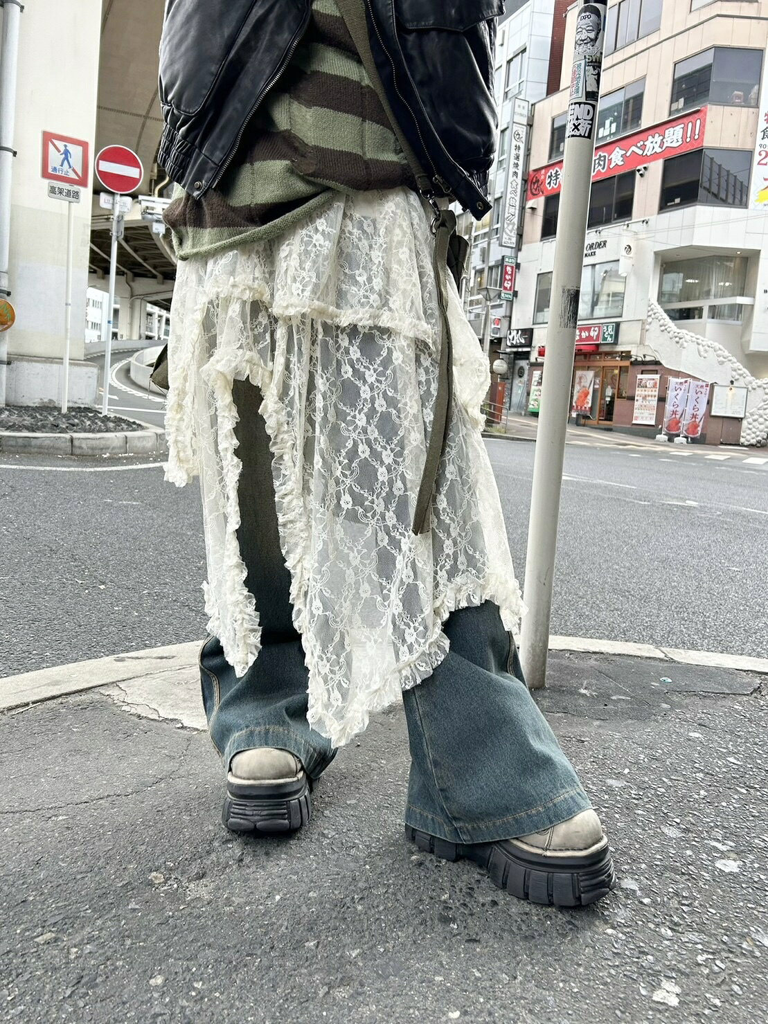正規品 【 XU Multi-layered lace skirt 】 エックスユー ボトムス ボトム スカート レース レーススカート レイヤード レイヤードアイテム 重ね着 春服 夏服 秋服 冬服 オールシーズン Pressing pressing プレッシング プレッシングウェブショップ pressing-10006857 Pressing サンプル画像2
