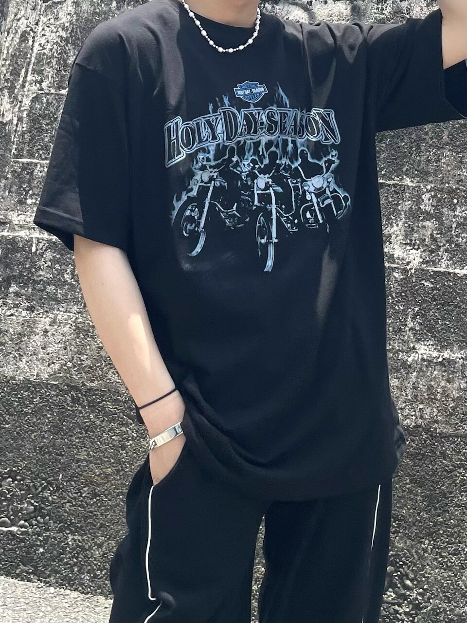 正規品 【 Chikashitsu + oversized biker graphic t-shirt 】 チカシツプラス オーバーサイズバイカーグラフィックTシャツ 半袖トップス ビッグT Tシャツ 半袖 Pressing pressing プレッシング プレッシングウェブショップ vandy the pink tripp nyc unknown london oy