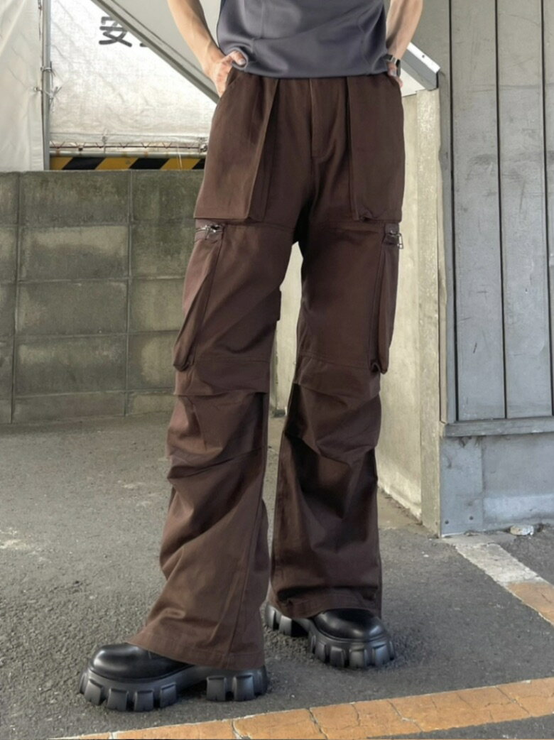 Kiy Chikashitsu + design flare knee tuck cargo pants (2color) z `JVcvX {gX {g pc tA tApc J[S J[Spc fUCpc WbvAbv Wbv Y{ Pressing pressing vbVO vbVOEFuVbv