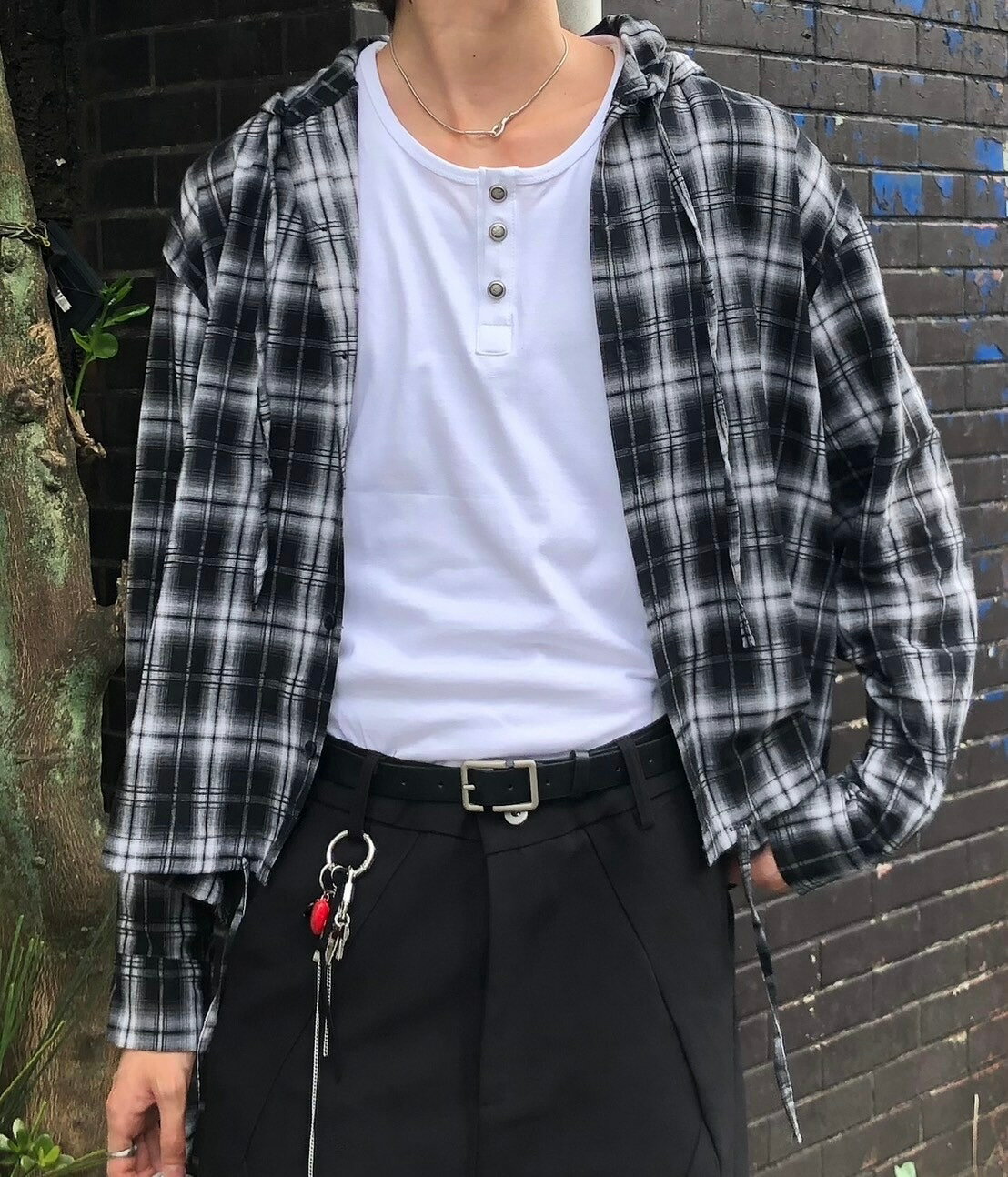 乐天商城 - 【Chikashitsu +】blend check cropped hooded shirt