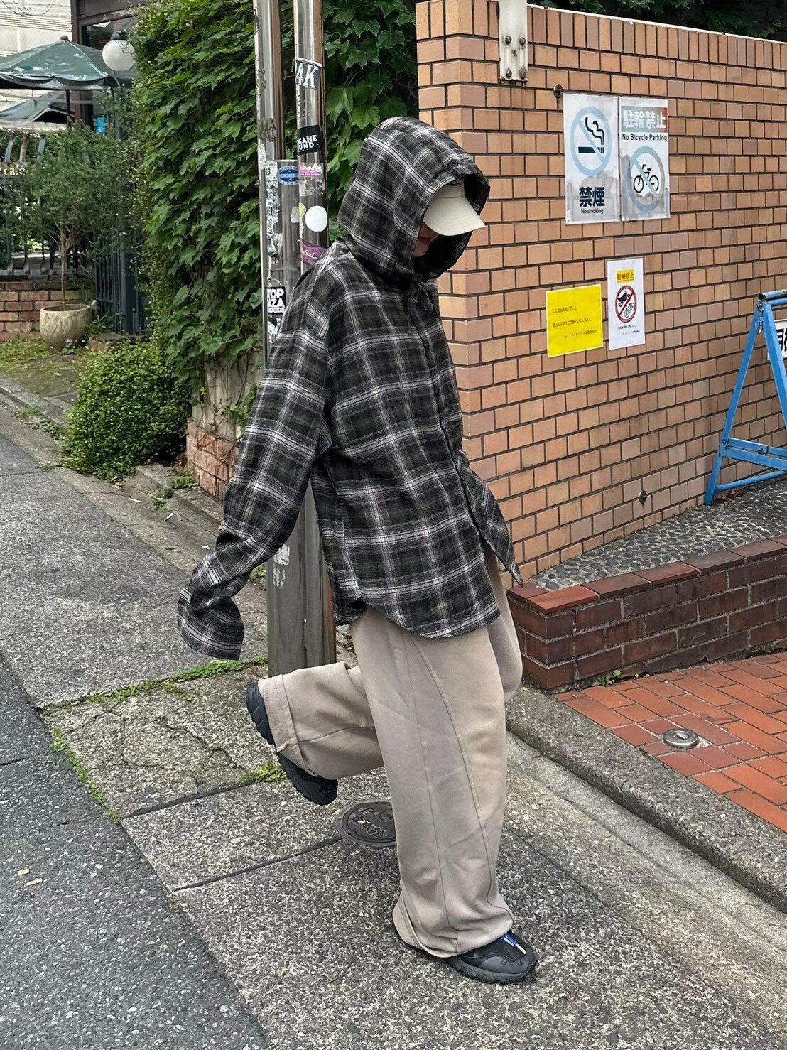 Rakuten - 送料無料 正規品【Chikashitsu + pigment wash buggy sweat pants (2color)】スウェットパンツ バギーパンツ ピグメント加工 ボトムス オーバーサイズ ストリートファッション 韓国ファッション