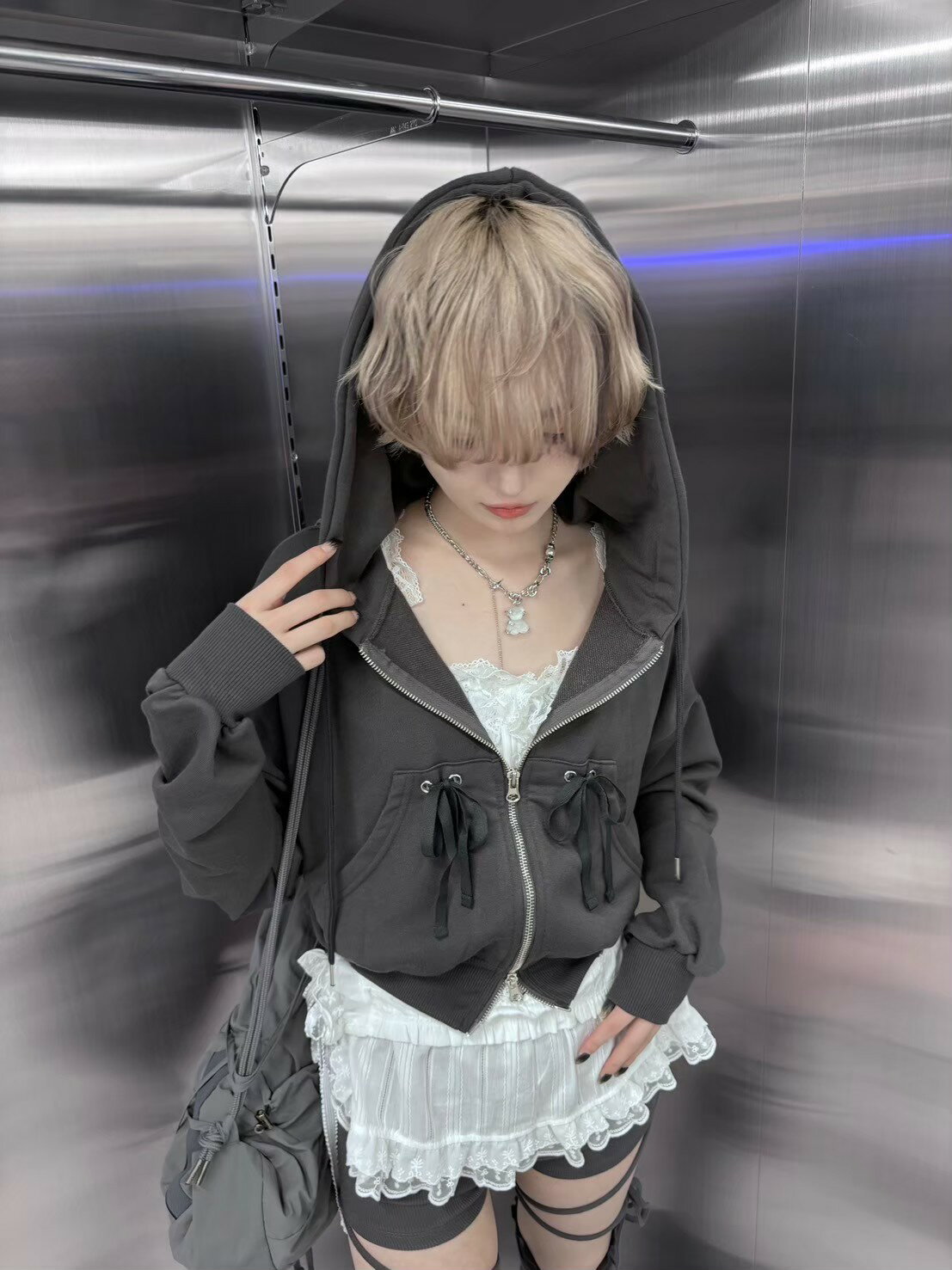 受注制【nmtc +】ribbon crop zip up hoodie (3color)