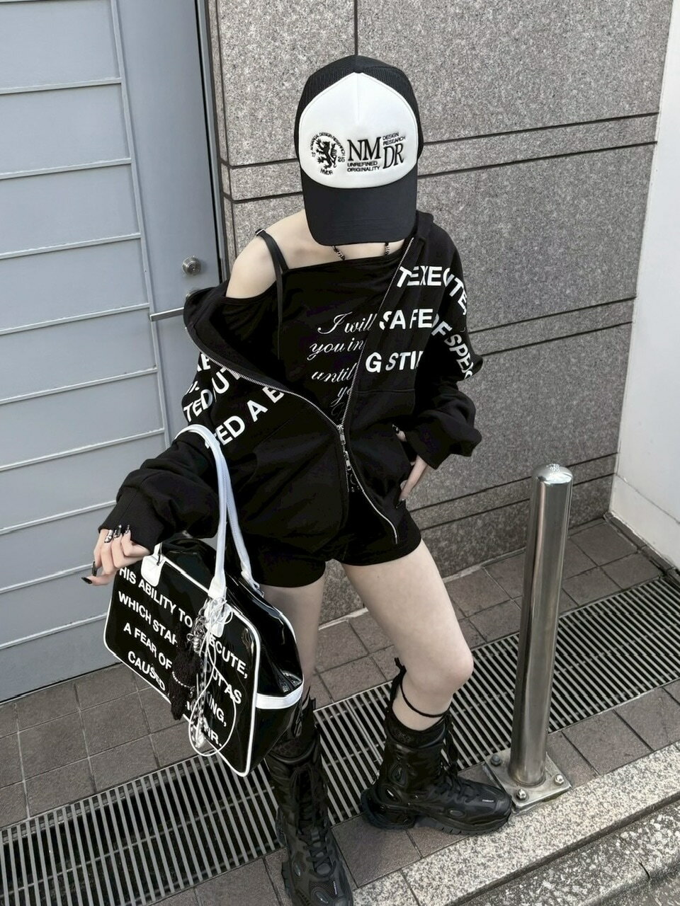 受注制【nmtc +】hold shoulder logo long sleeve tee (3color)