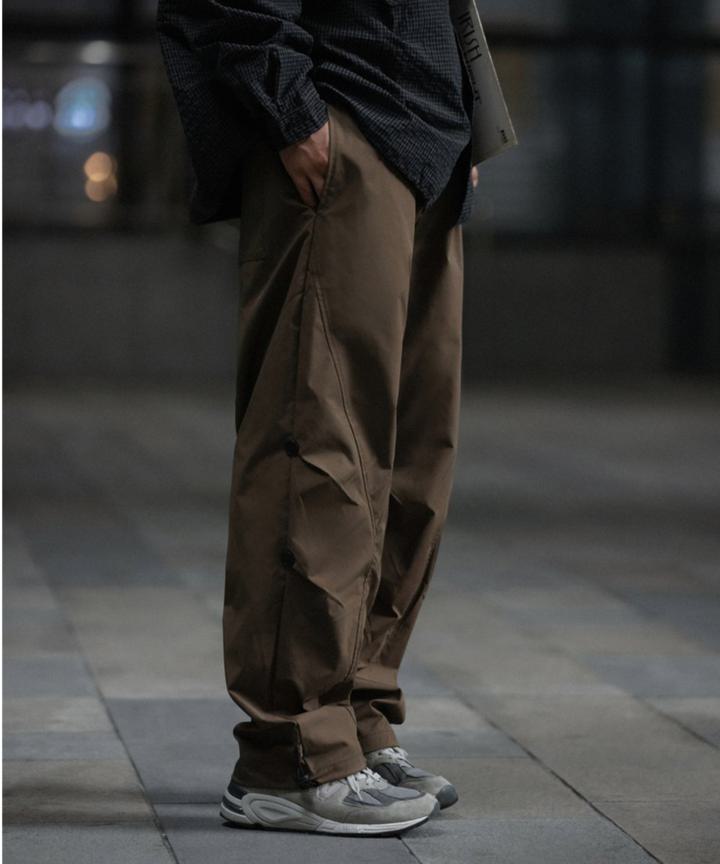 サイドスプリット イージー フィット パンツ メンズ SIDE SPLIT EASY FIT PANTS / 2COLORS