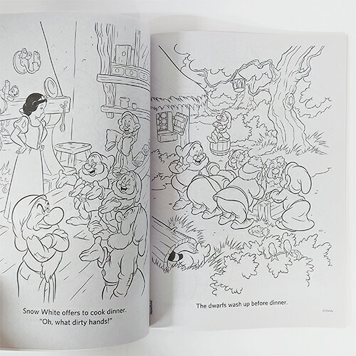 キャラクター雑貨 プレッツェルの白雪姫 ぬりえ ( Heigh HO, Heigh HO! ) 19834b ぬり絵 カラーリングブック 英語 おもちゃ しらゆきひめ ディズニー プリンセス Disney princess Snow White Coloring Book 女の子 キッズ 子供 キャラクター グッズ 輸入品 インポート PRPG-22394B｜アングル3